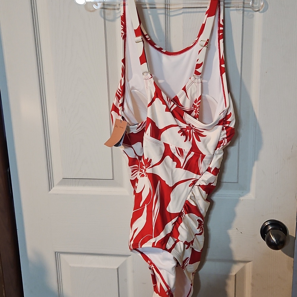 SHADE & SHORE TROPICAL ONE PIECE SWIMSUIT: RED/CREAM: NEW WITH TAGS: SIZE 18 - Picture 6 of 6